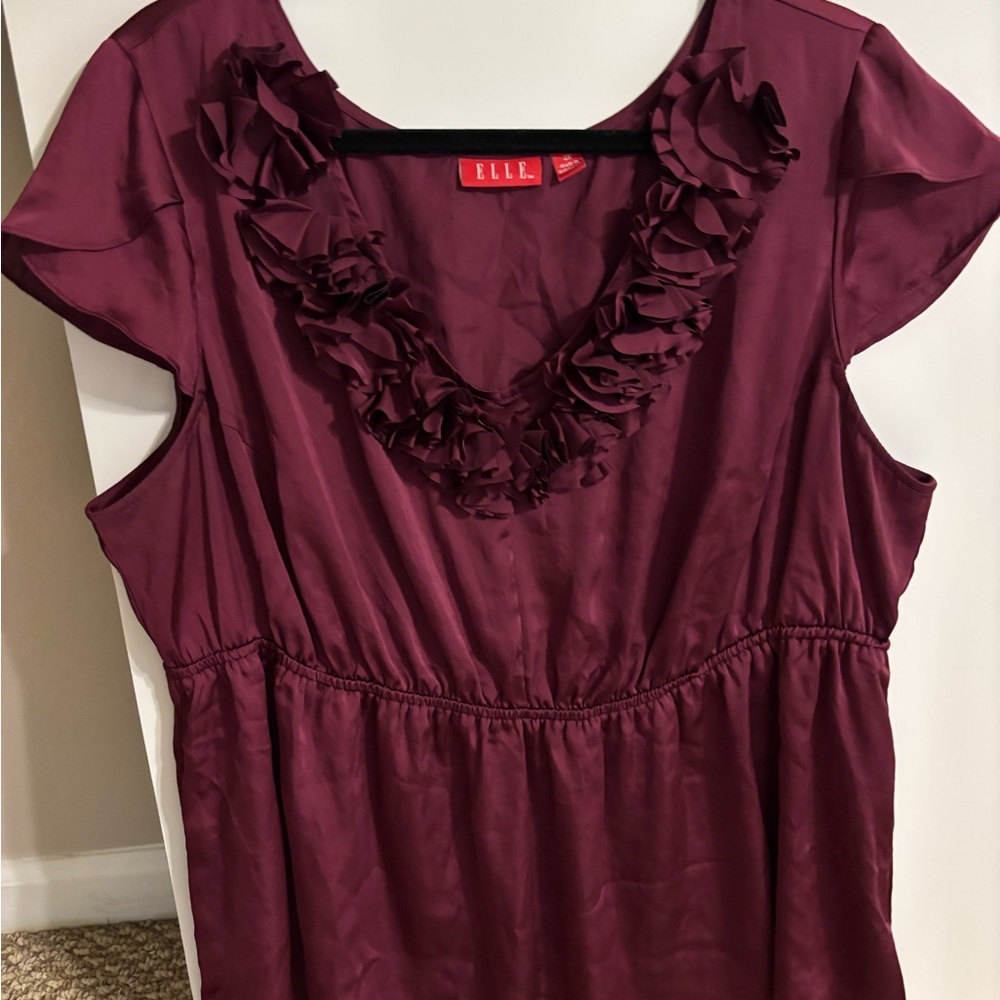 Elle Red Ruffled Cap Sleeve Blouse